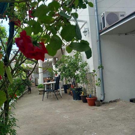 Guest House Dada Mostar Bagian luar foto